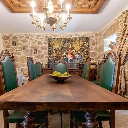 Pazo De * Эспосенде